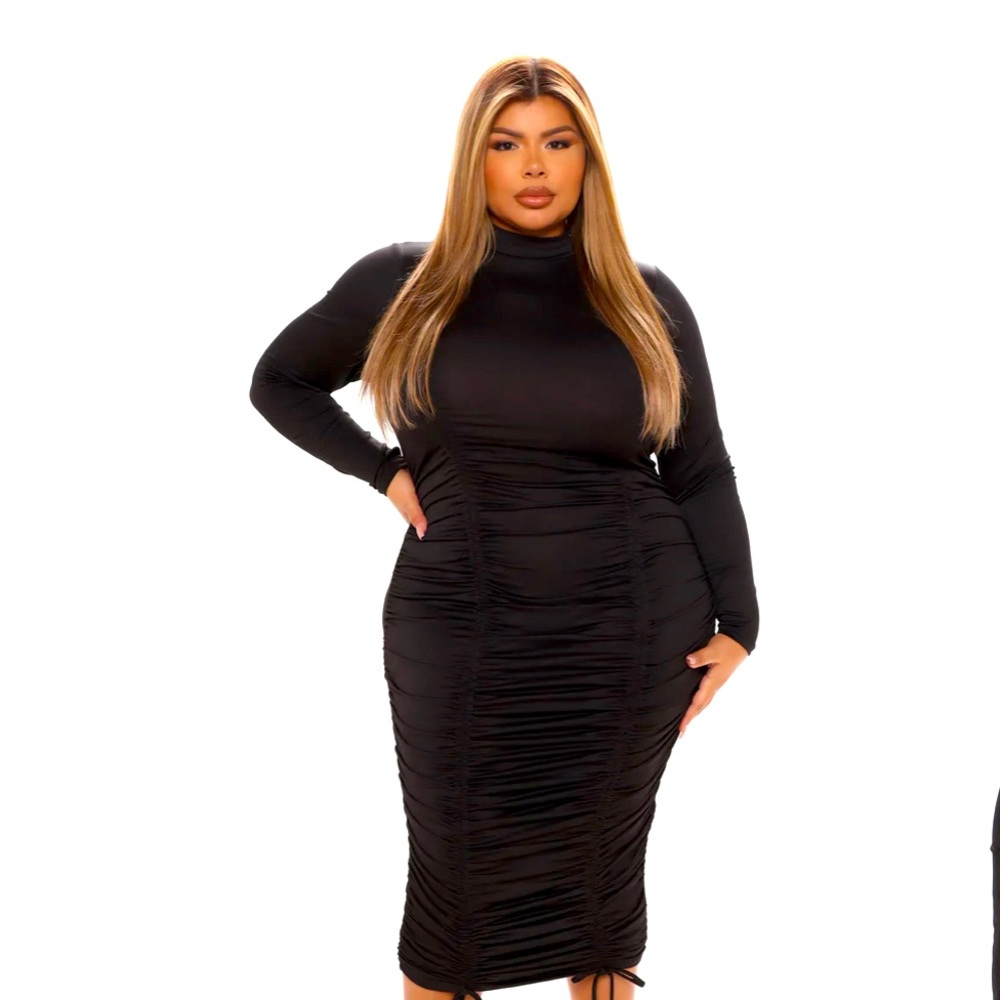 Fashion nova midi black scrunched dress